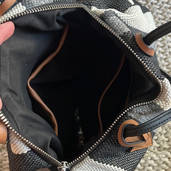 Handbag. Neutral. Patterned. - Picture 3 of 3